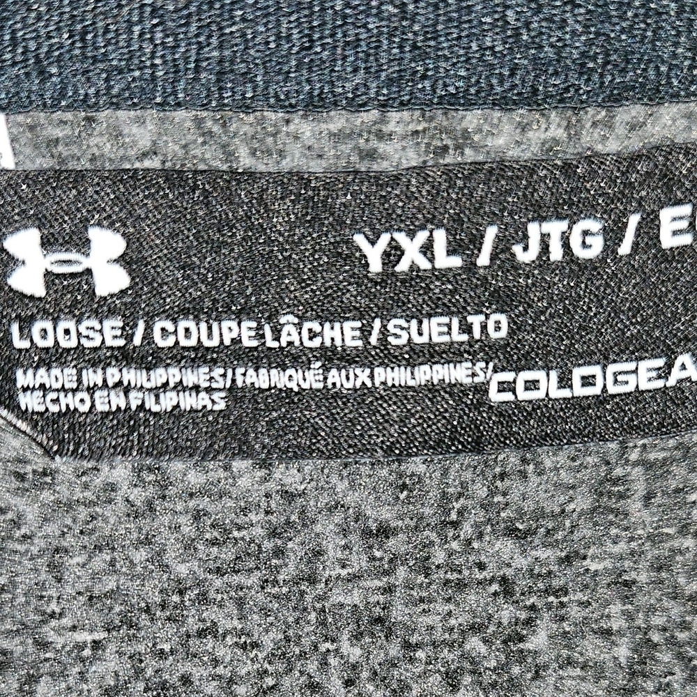 EUC Barely Worn Under Armour Boy's Black and Gray Zip-Up Pullover W/Pockets - Picture 2 of 4